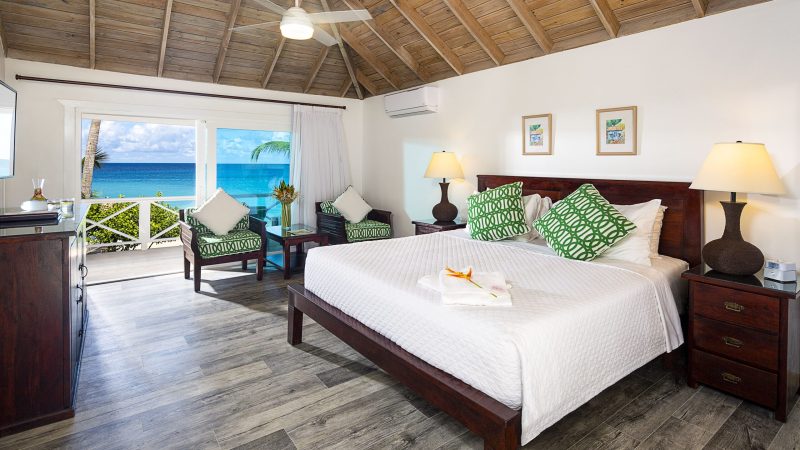 Deluxe Beachfront Rooms